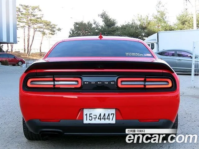 Dodge Challenger 2018 — фото 4