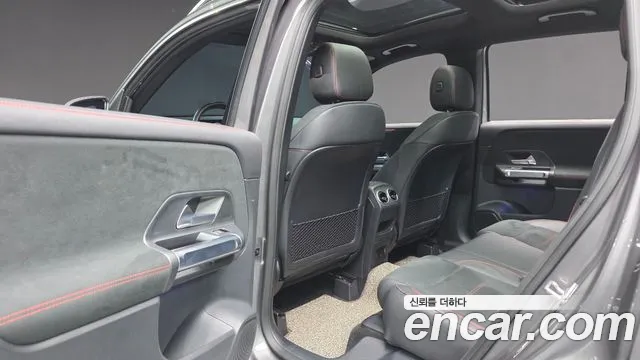 Mercedes-Benz GLB-Class 2021 — фото 18