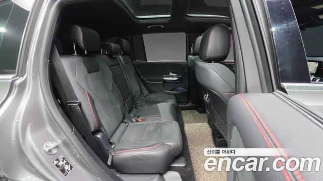 Mercedes-Benz GLB-Class 2021 — фото 19