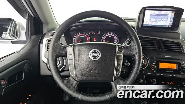KG_Mobility_Ssangyong KORANDO 2013 — фото 16