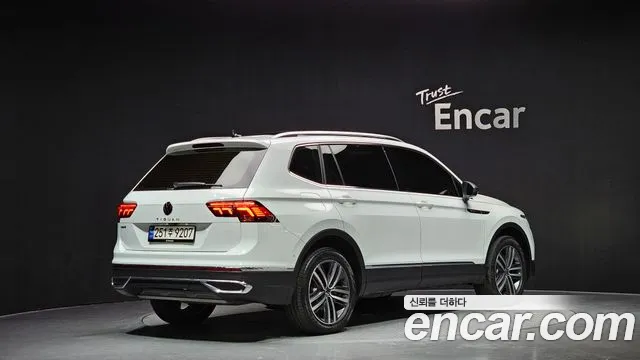 Volkswagen Tiguan 2023 — фото 2