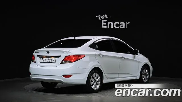 Hyundai Accent 2017 — фото 2
