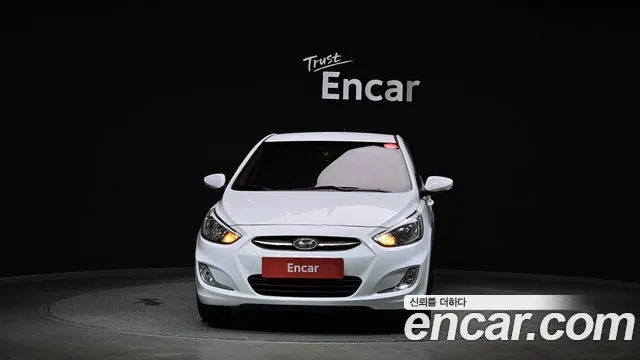 Hyundai Accent 2017 — фото 3