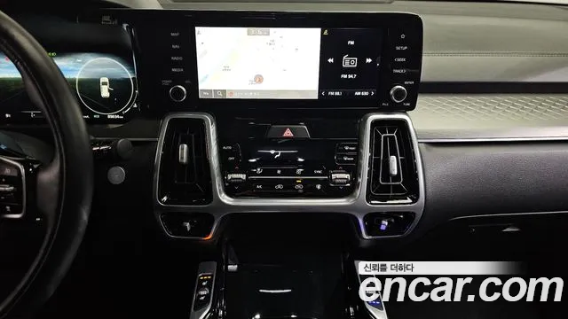 Kia Sorento 2023 — фото 13