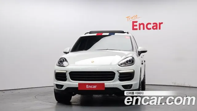 Porsche Cayenne 2017 — фото 3