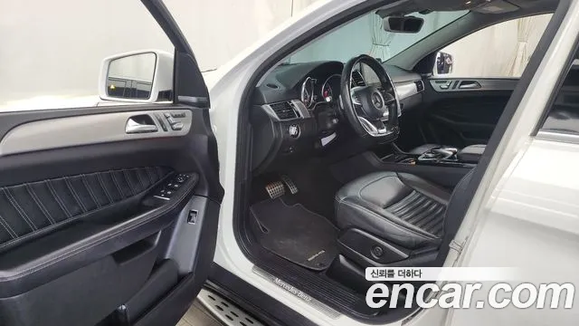 Mercedes-Benz GLE-Class 2018 — фото 10