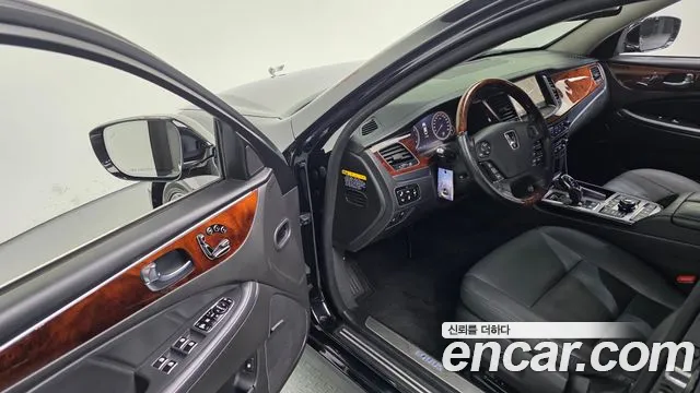Hyundai Equus 2015 — фото 12