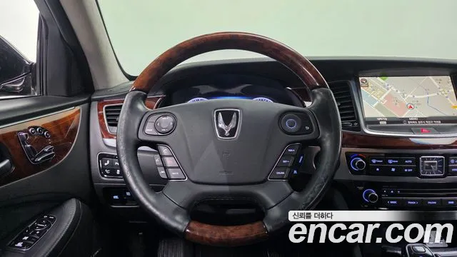 Hyundai Equus 2015 — фото 14