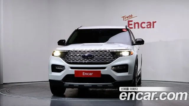 Ford Explorer 2020 — фото 3