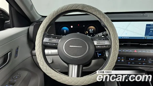 Hyundai Kona 2023 — фото 13