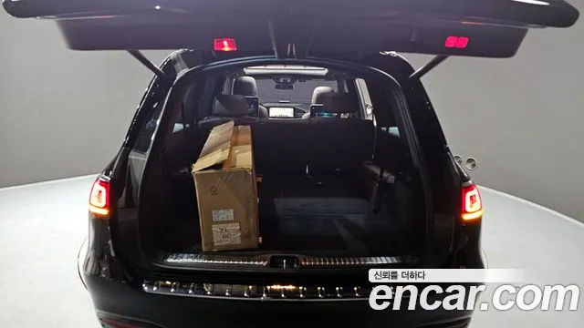 Mercedes-Benz GLS-Class 2023 — фото 20