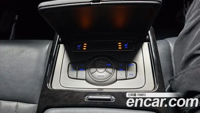 Hyundai Genesis 2014 — фото 20