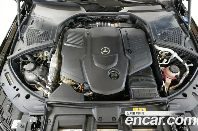 Mercedes-Benz S-Class 2025 — фото 6