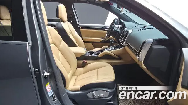 Porsche Cayenne 2014 — фото 10