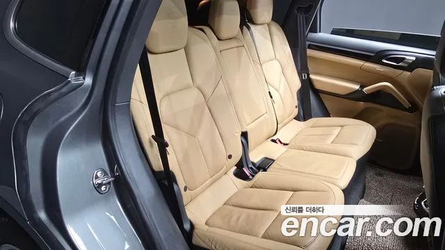 Porsche Cayenne 2014 — фото 12