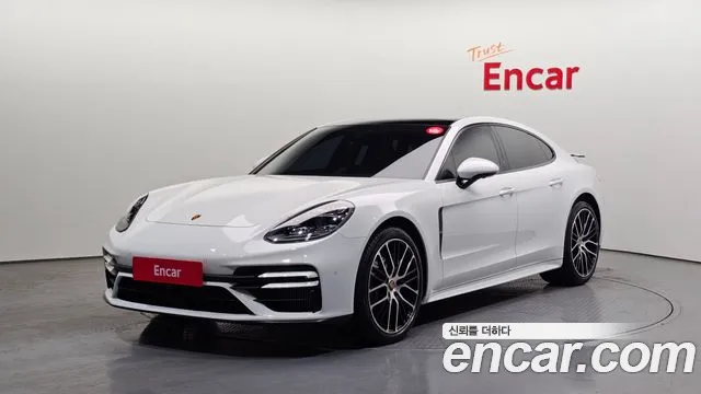 Porsche Panamera 2021 — фото 1