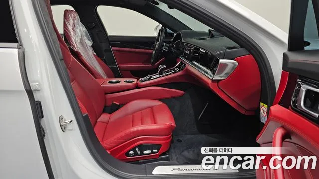 Porsche Panamera 2021 — фото 11