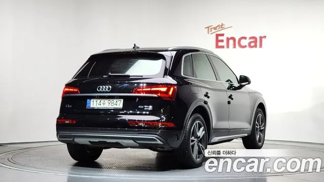 Audi Q5 2021 — фото 2