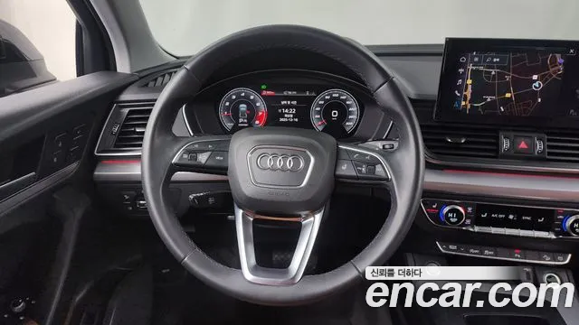 Audi Q5 2021 — фото 13