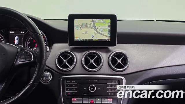 Mercedes-Benz CLA-Class 2017 — фото 17