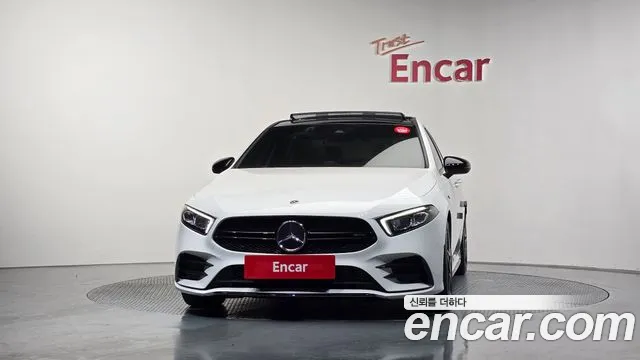 Mercedes-Benz A-Class 2023 — фото 3