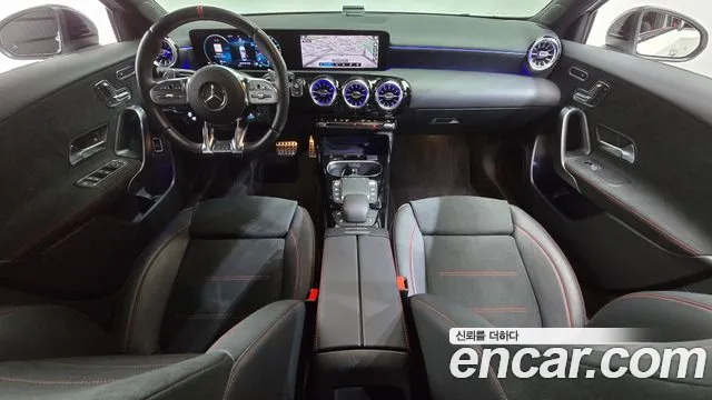 Mercedes-Benz A-Class 2023 — фото 7