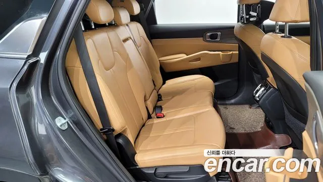 Kia Sorento 2022 — фото 12