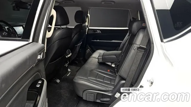 KG_Mobility_Ssangyong Rexton 2018 — фото 12