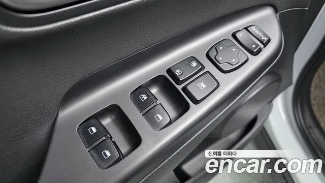 Hyundai Kona 2018 — фото 12