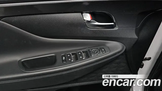 Hyundai Santafe 2021 — фото 17