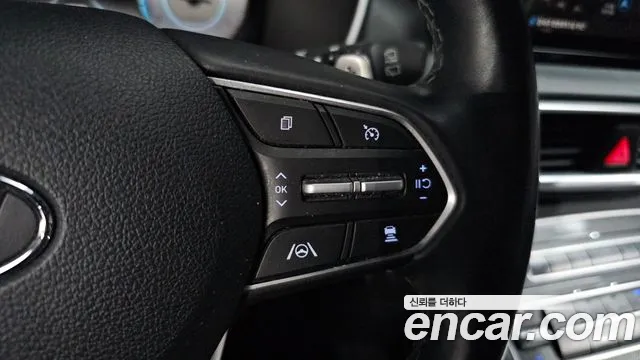 Hyundai Santafe 2021 — фото 19