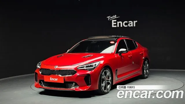 Kia Stinger 2018 — фото 1