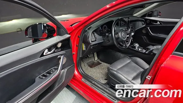 Kia Stinger 2018 — фото 11