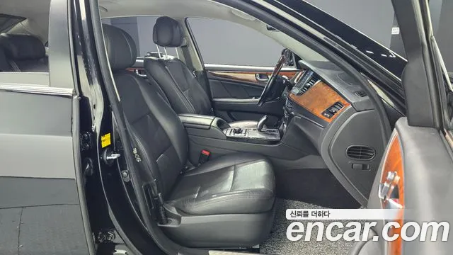 Hyundai Equus 2014 — фото 10