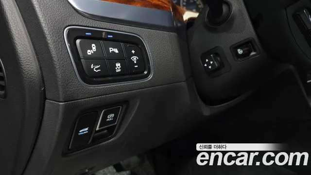 Hyundai Equus 2014 — фото 14
