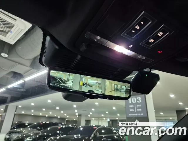 Land Rover Range Rover Evoque 2025 — фото 16