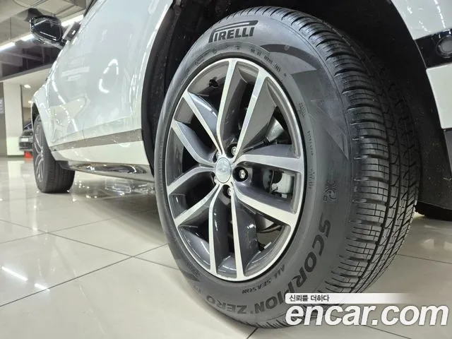Land Rover Range Rover Evoque 2025 — фото 20