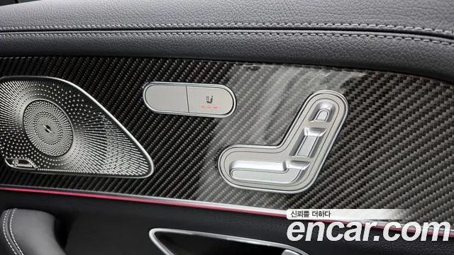 Mercedes-Benz GLE-Class 2025 — фото 18