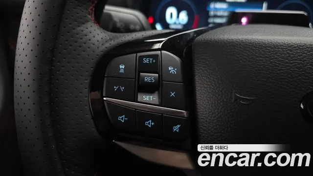 Ford Explorer 2025 — фото 13