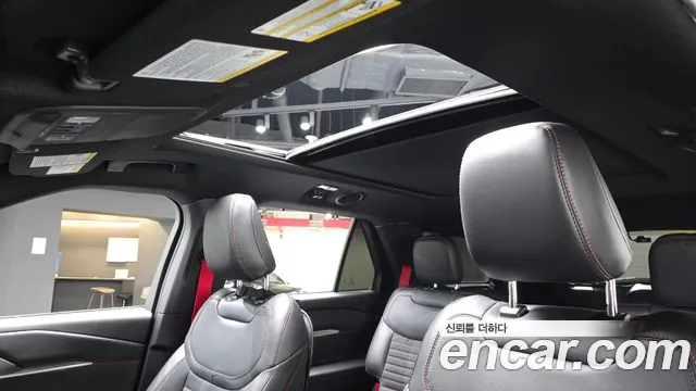 Ford Explorer 2025 — фото 17