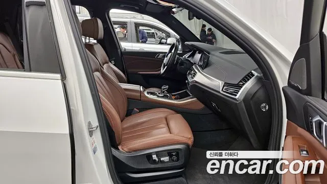BMW X5 2020 — фото 11