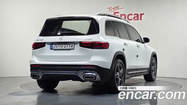 Mercedes-Benz GLB-Class 2022 — фото 2