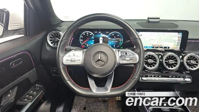 Mercedes-Benz GLB-Class 2022 — фото 13