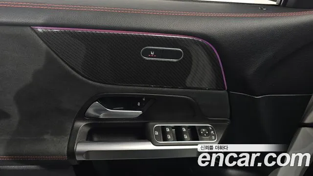 Mercedes-Benz GLB-Class 2022 — фото 18
