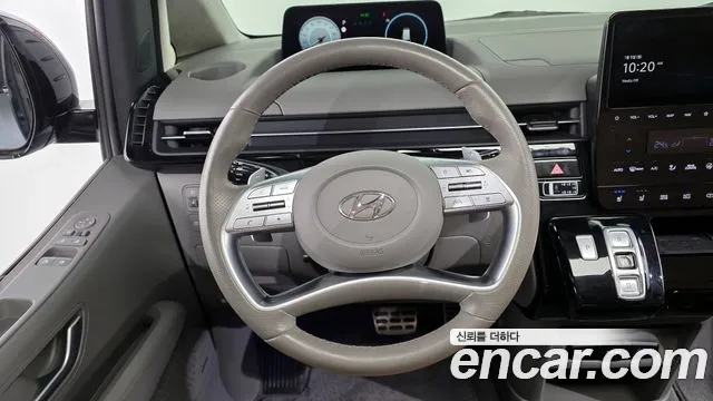 Hyundai Staria 2022 — фото 13