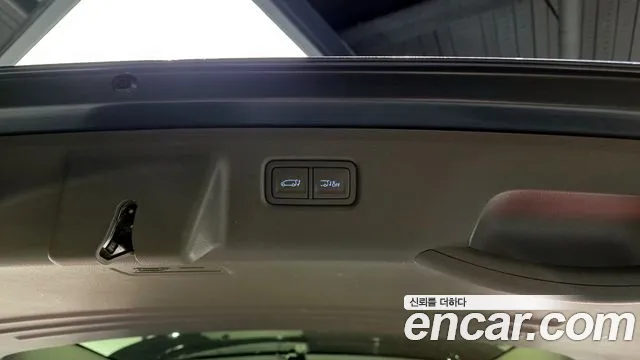 Hyundai Staria 2022 — фото 18