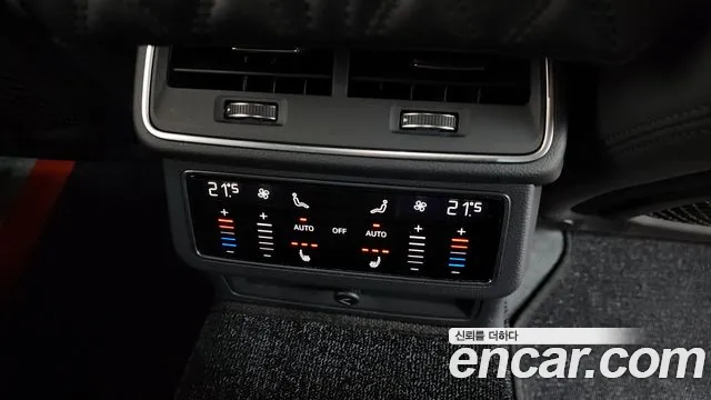 Audi A6 2021 — фото 18