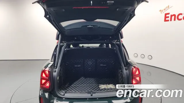 Mini Countryman 2022 — фото 19