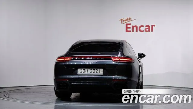 Porsche Panamera 2019 — фото 4