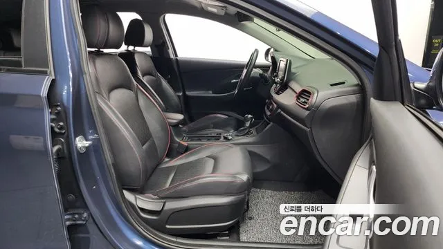 Hyundai i30 2018 — фото 11